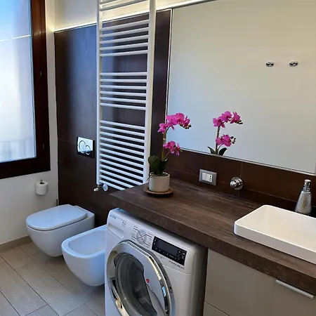 Int 5 - Elios By San Luca * Болонья